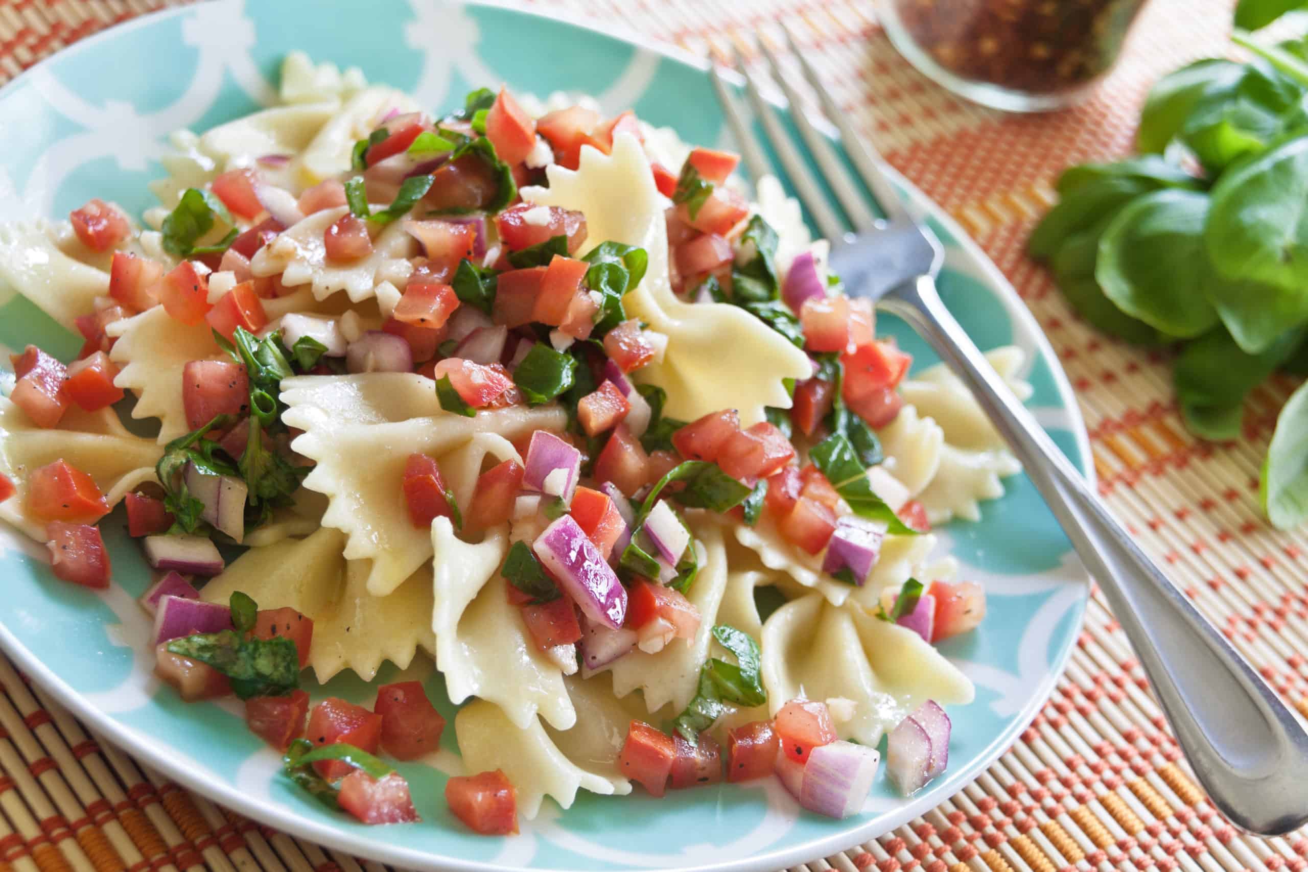 Farfalle with Fresh Tomato Sauce - Guiding Stars