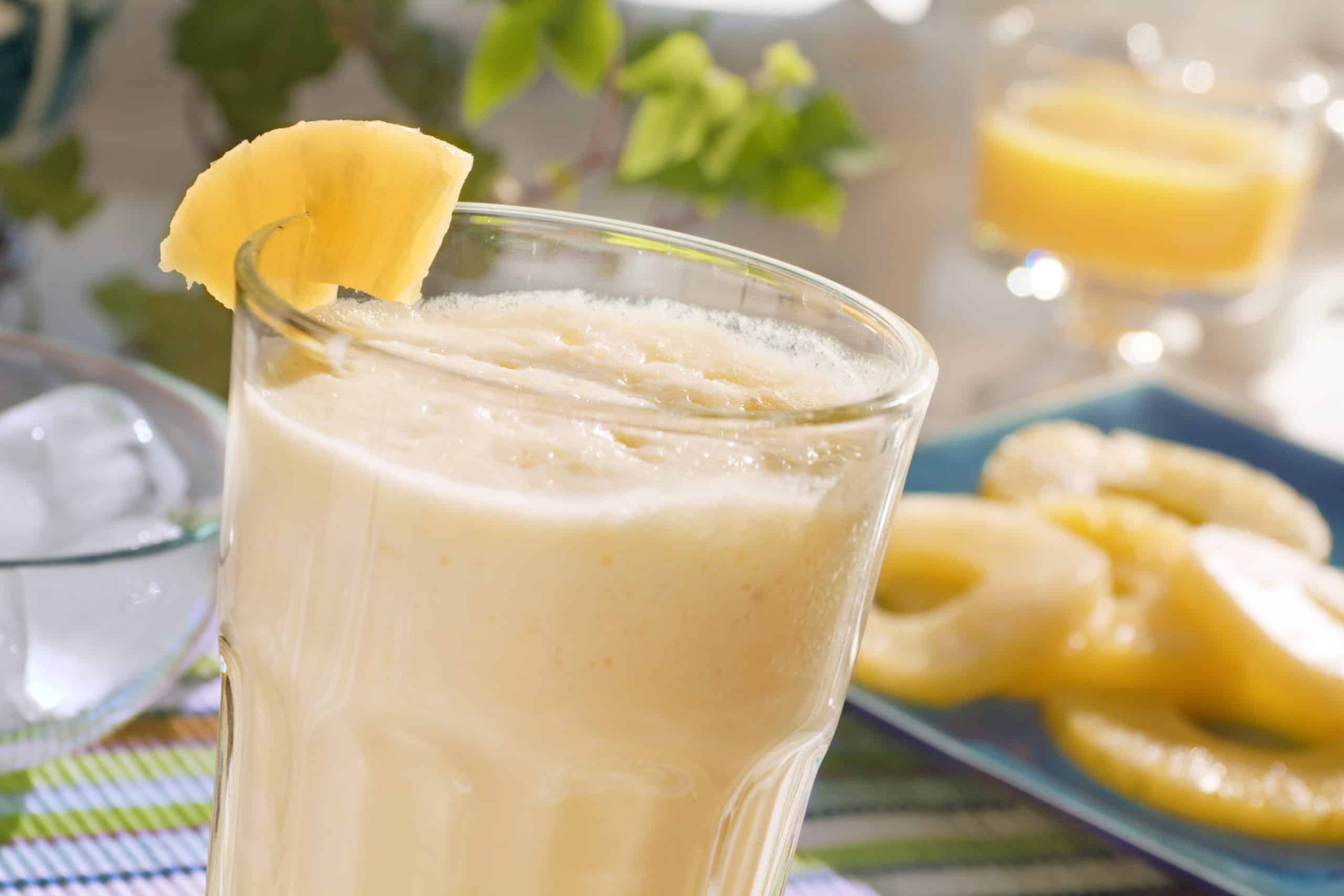 Easy Pineapple Smoothie - Guiding Stars