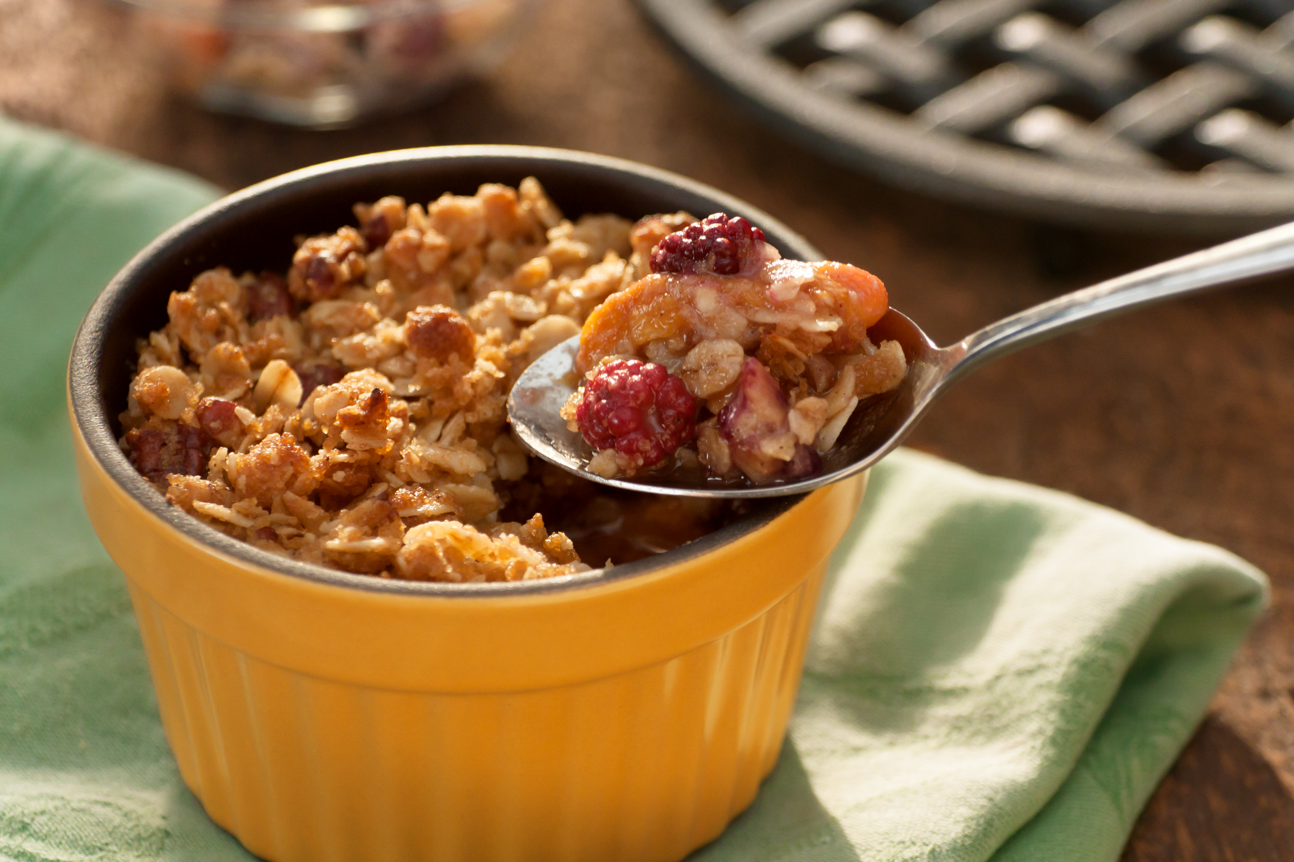 Old Fashioned Fruit Crumble