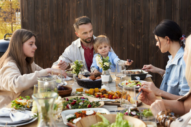 creating-a-summer-mealtime-routine